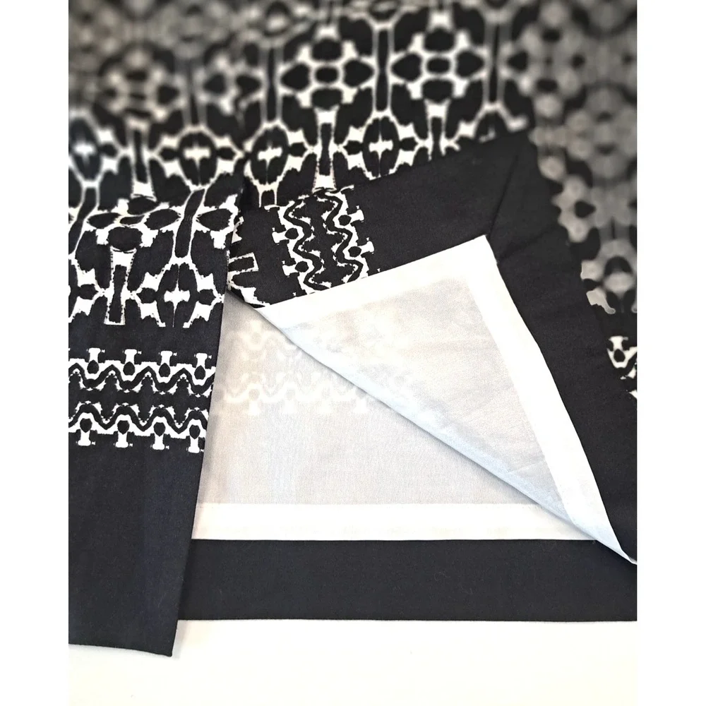 Lot of 2 Van Heusen‎ Studio Pencil Skirts Woman's 8 Geometric / City Zip Cotton